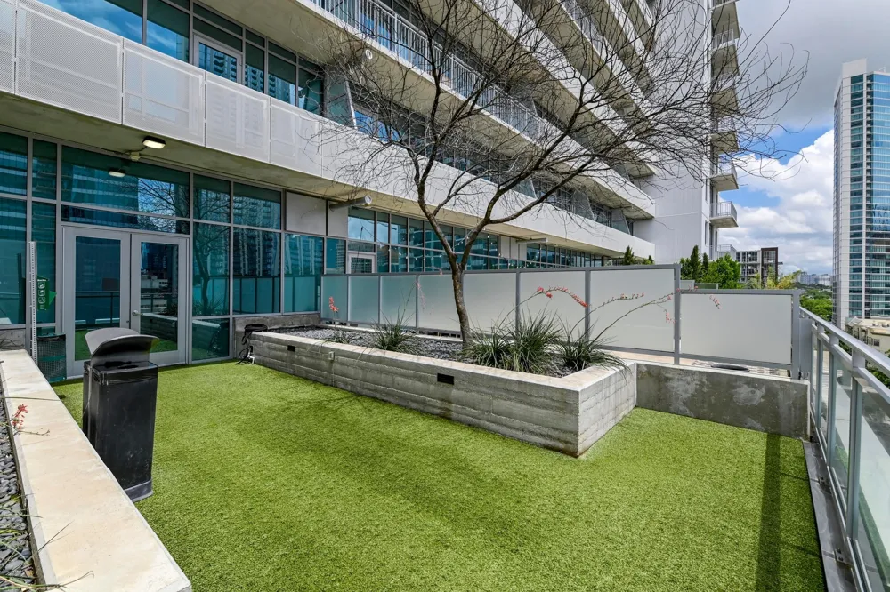 222 West Avenue #2809 Austin, TX 78701