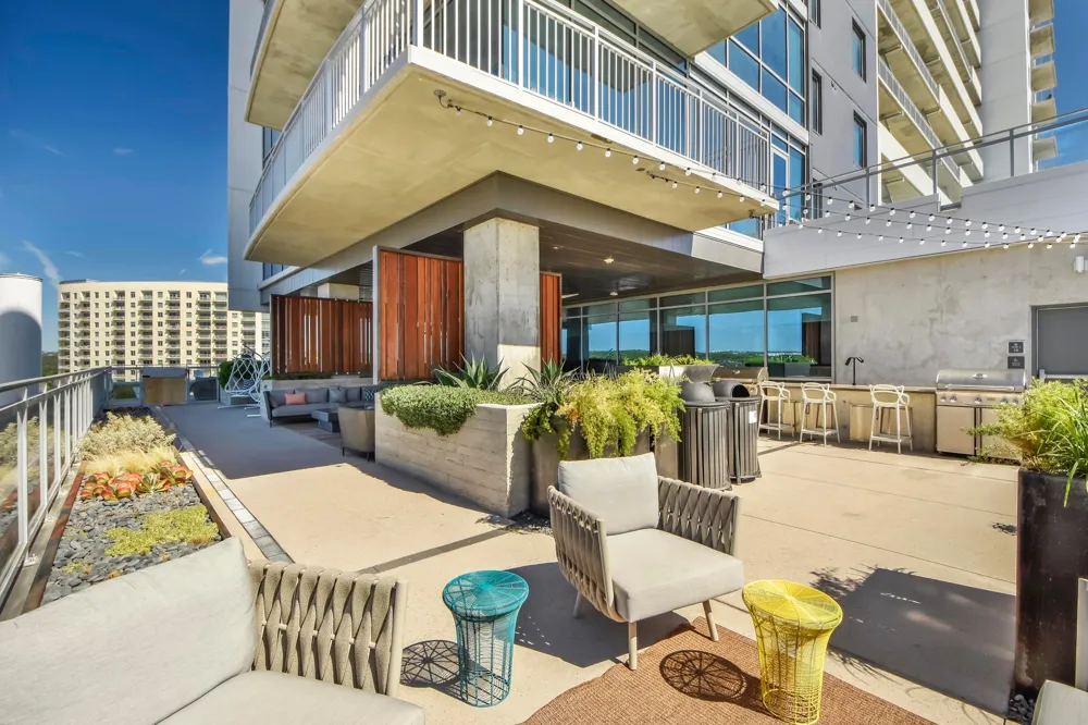 222 West Avenue #2809 Austin, TX 78701