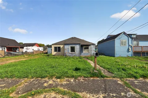 2008 Pacific Avenue