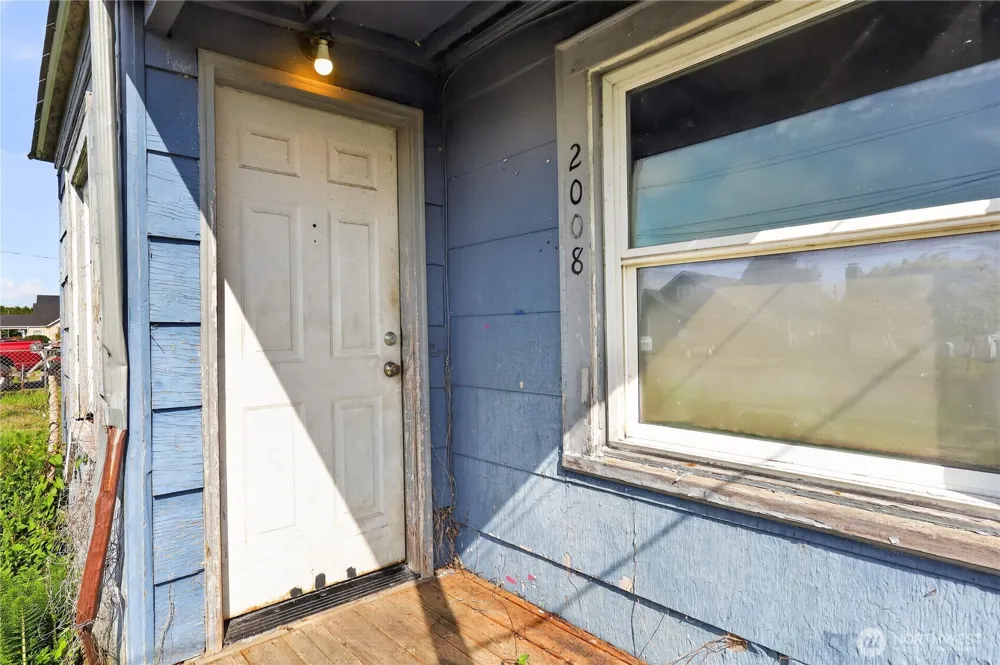 2008 Pacific Avenue Aberdeen, WA 98520