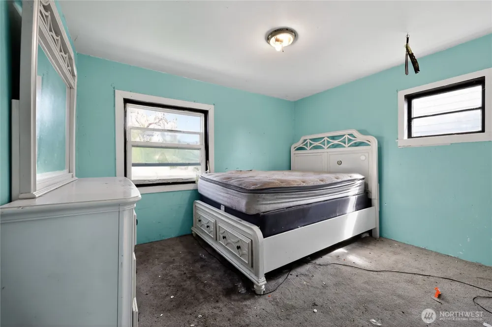 2008 Pacific Avenue Aberdeen, WA 98520