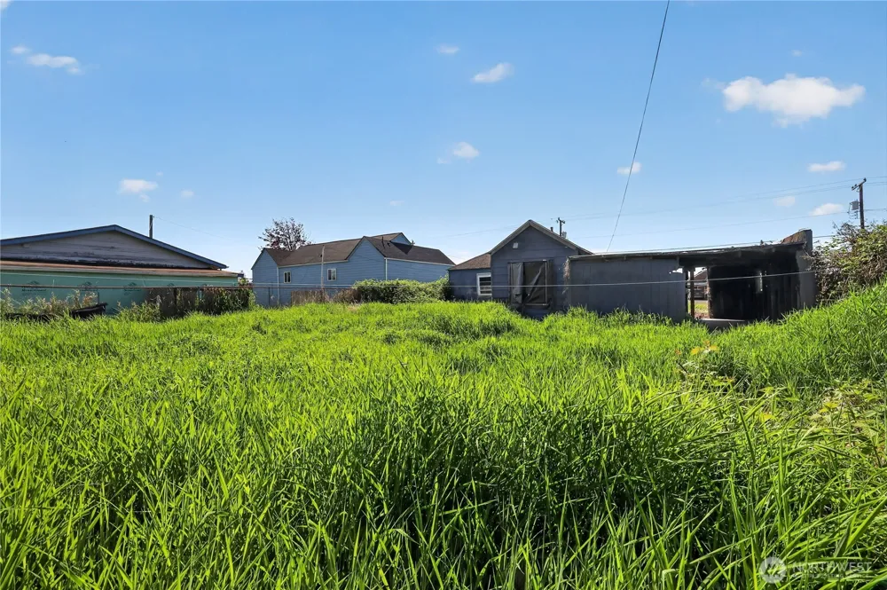 2008 Pacific Avenue Aberdeen, WA 98520