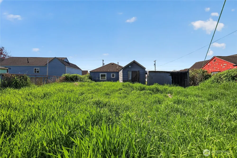 2008 Pacific Avenue Aberdeen, WA 98520