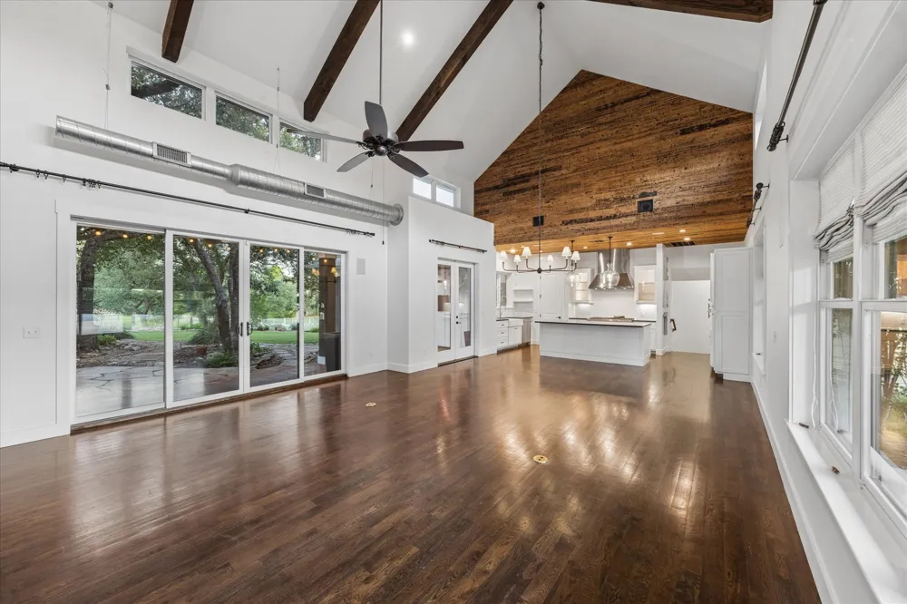 1899 Trebled Waters Trail Dripping Springs, TX 78619