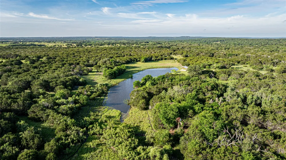 33 Starfall Drive Lampasas, TX 76550