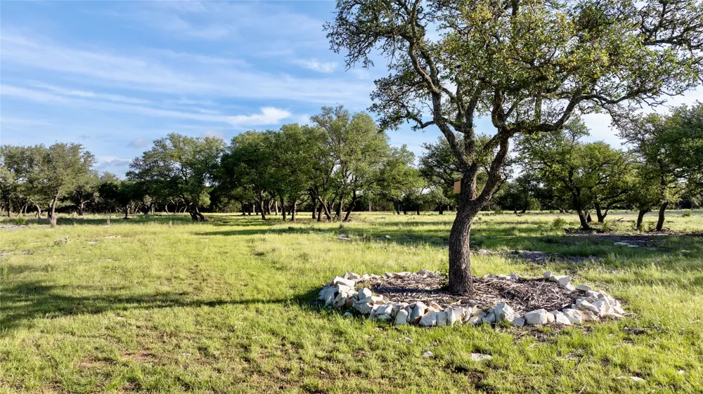 33 Starfall Drive Lampasas, TX 76550