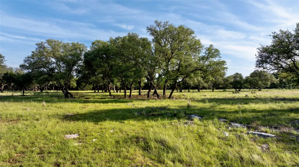 33 Starfall Drive Lampasas, TX 76550