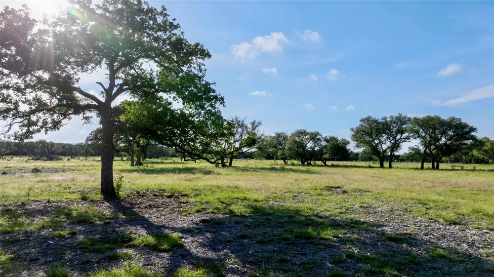 33 Starfall Drive Lampasas, TX 76550