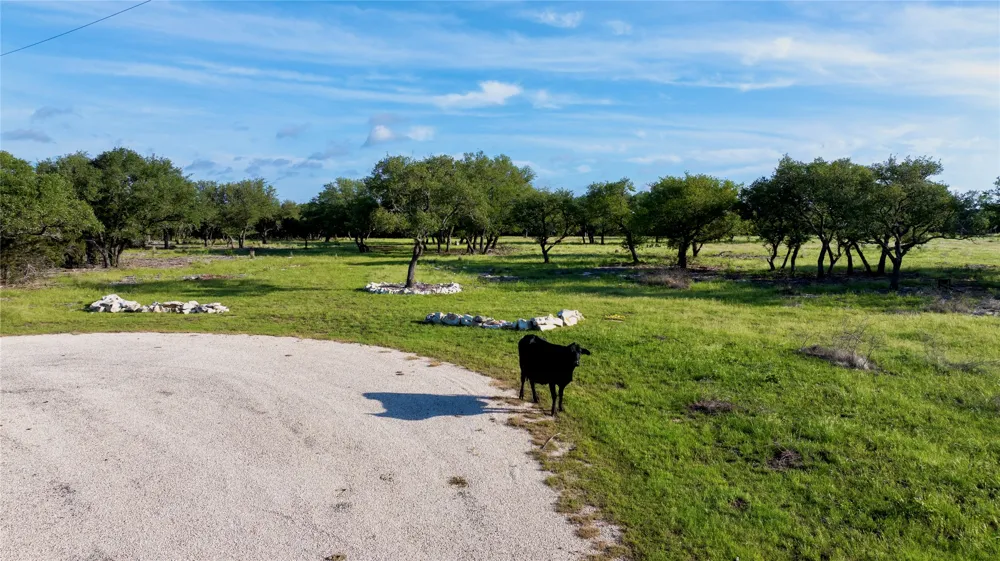33 Starfall Drive Lampasas, TX 76550