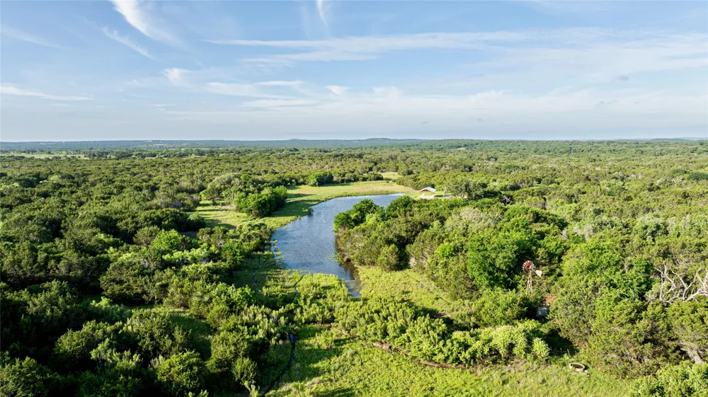 33 Starfall Drive Lampasas, TX 76550