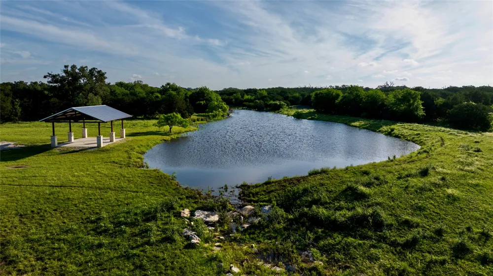 33 Starfall Drive Lampasas, TX 76550