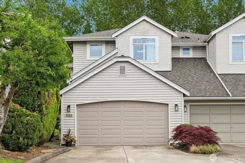 535 S 51st Court