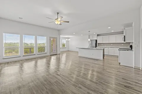 108 W Eli Chandler Street