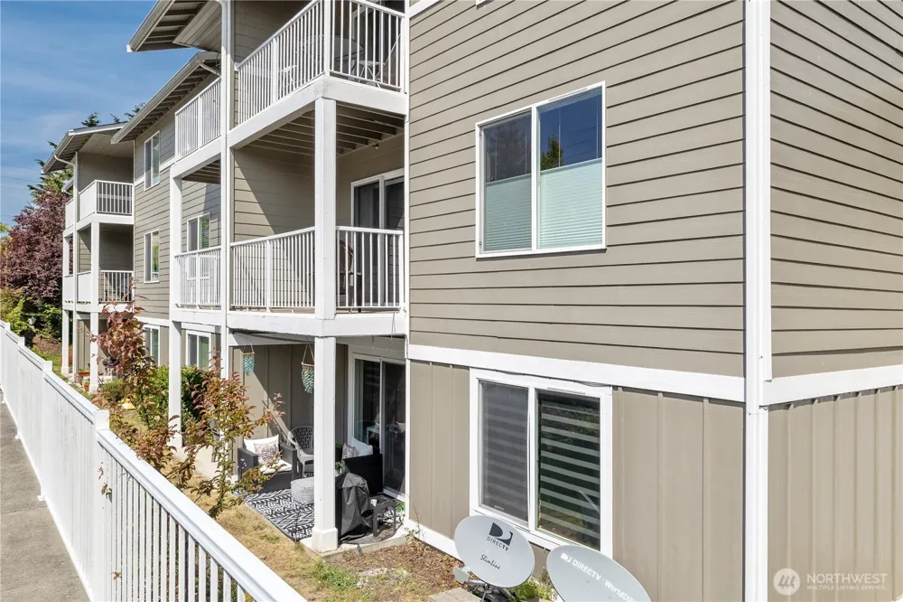 1670 SW Mulberry Street #B201 Oak Harbor, WA 98277