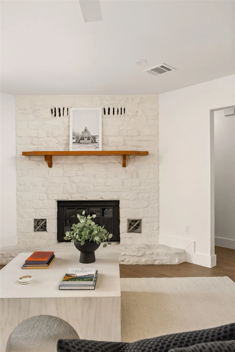 4501 Pack Saddle Pass Austin, TX 78745