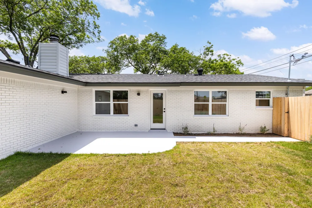 4501 Pack Saddle Pass Austin, TX 78745