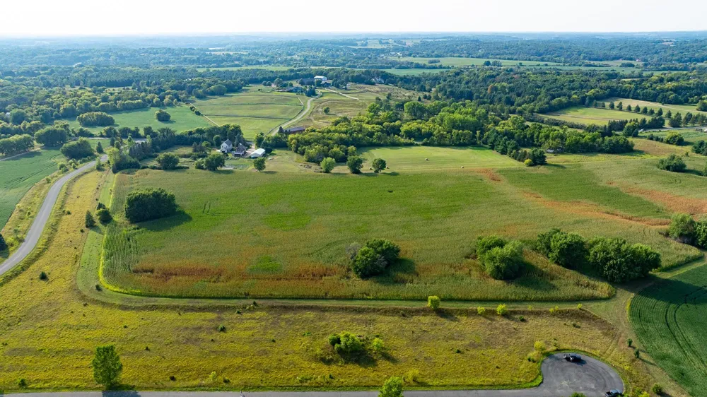 xx6 Quinlan Avenue Stillwater, MN 55082