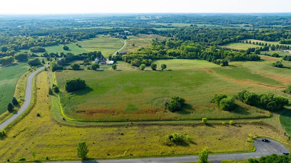 xx6 Quinlan Avenue Stillwater, MN 55082