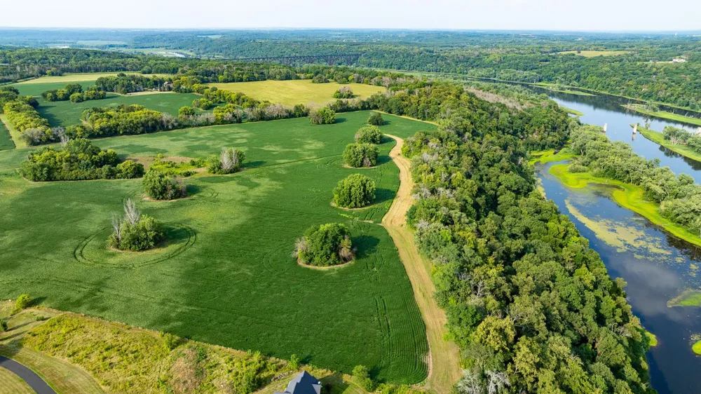 xx6 Quinlan Avenue Stillwater, MN 55082