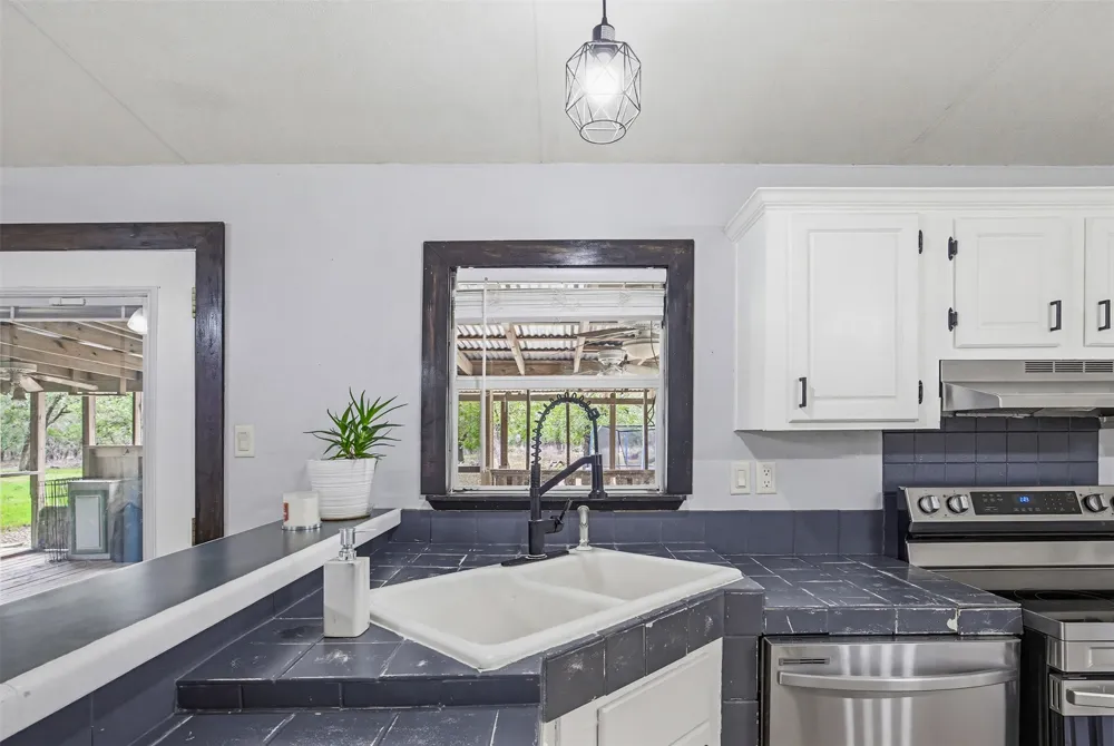 501 Turkey Tree Trail Seguin, TX 78155
