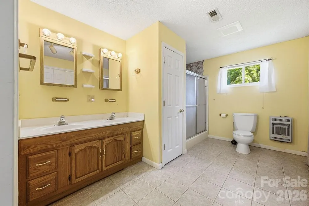 88 Lost Creek Drive Flat Rock, NC 28731