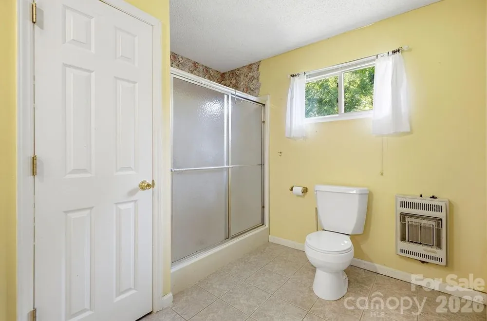 88 Lost Creek Drive Flat Rock, NC 28731
