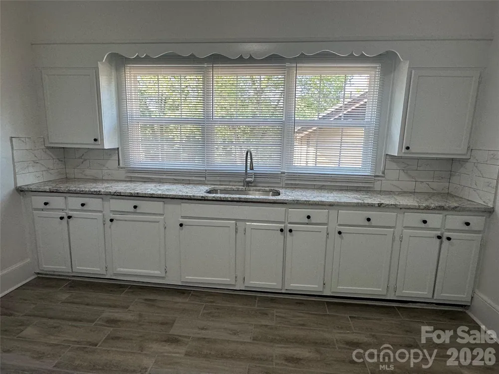 4028 Leo Street Winston Salem, NC 27105