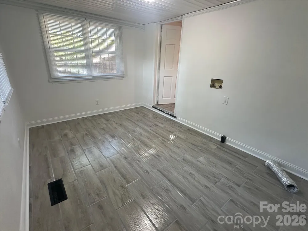 4028 Leo Street Winston Salem, NC 27105