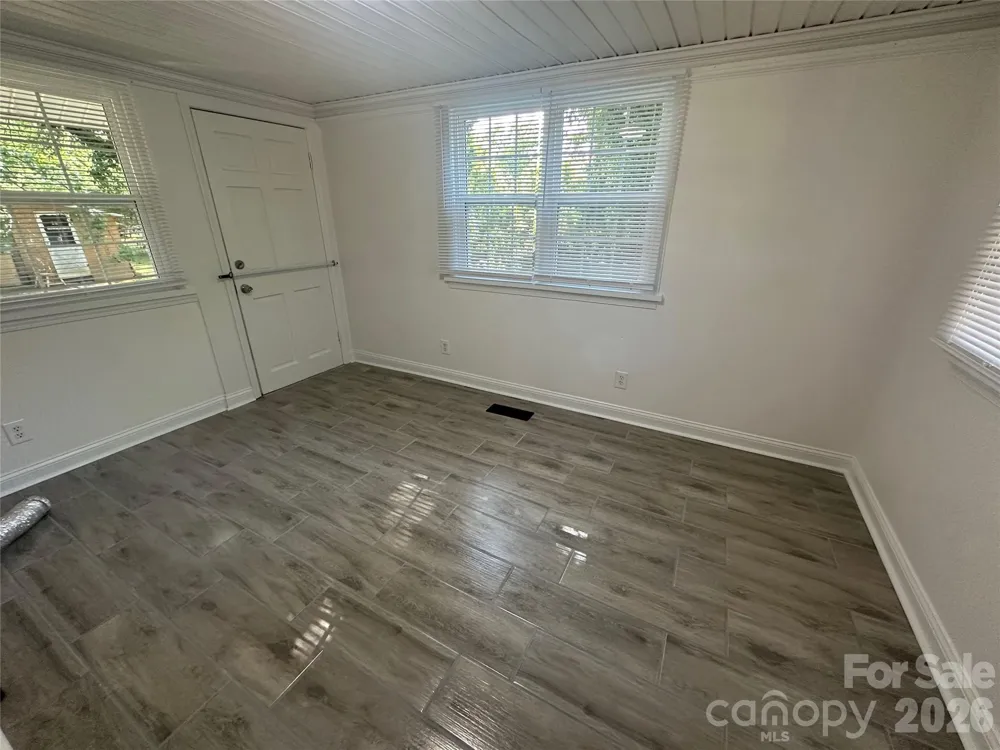 4028 Leo Street Winston Salem, NC 27105