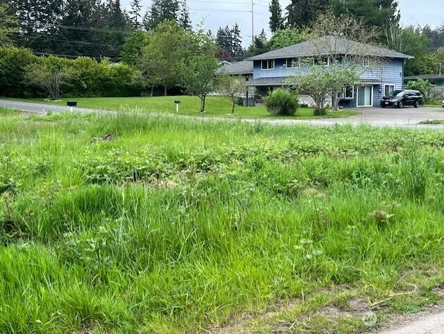 64 Pearl Place Bremerton, WA 98310