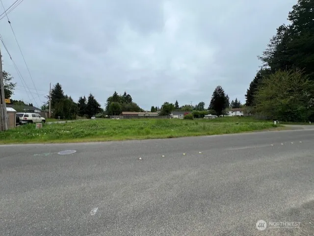 64 Pearl Place Bremerton, WA 98310
