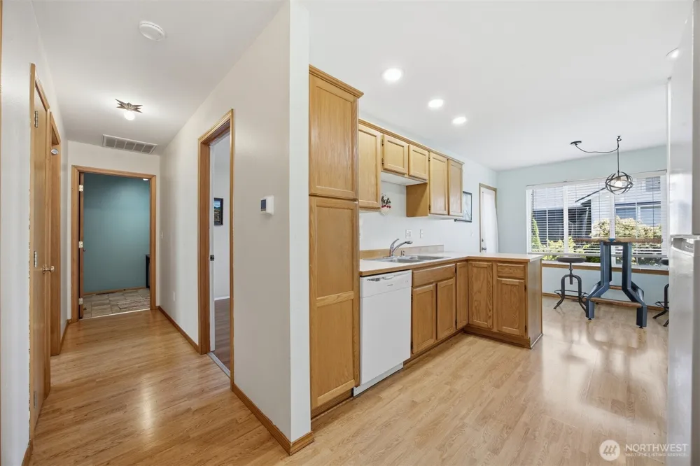 1225 Ash Street Lynden, WA 98264