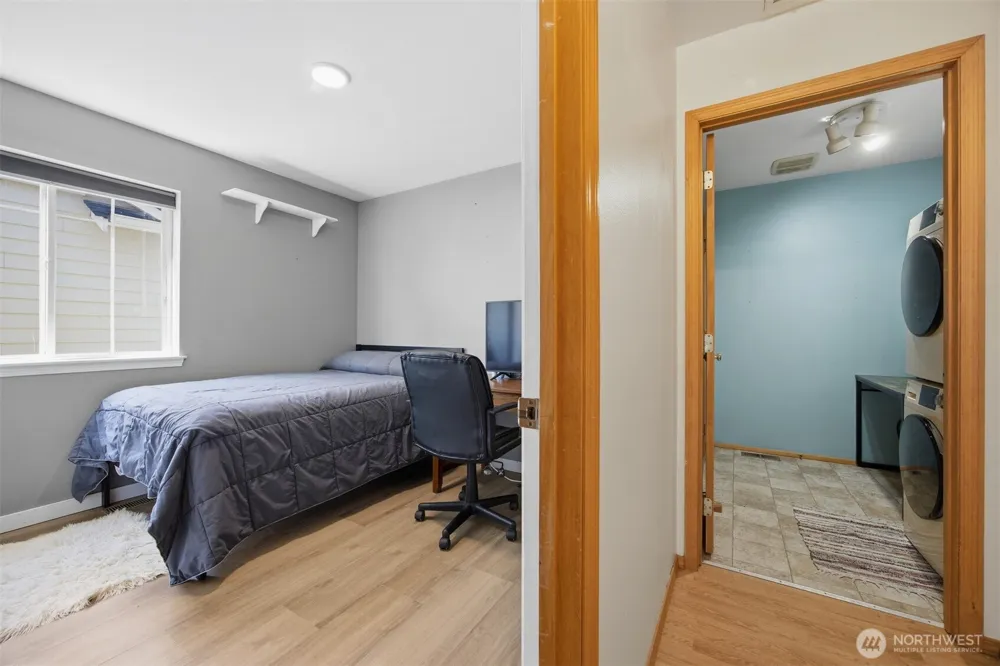 1225 Ash Street Lynden, WA 98264