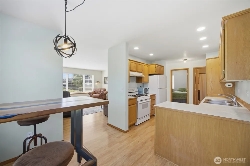 1225 Ash Street Lynden, WA 98264