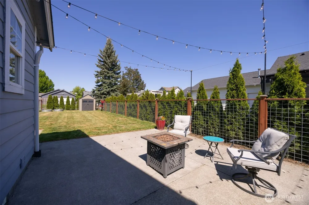 1225 Ash Street Lynden, WA 98264