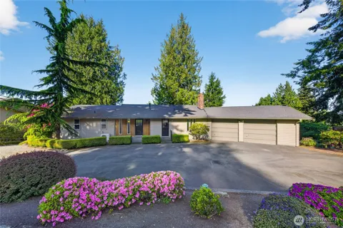17282 Meadow Lane