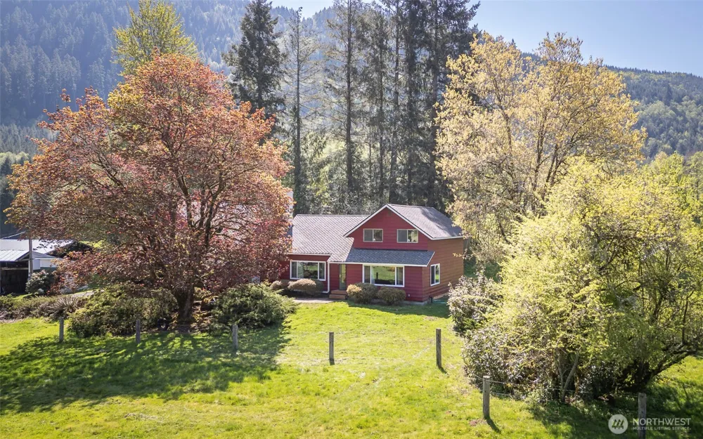 296 Dodge Road Morton, WA 98356