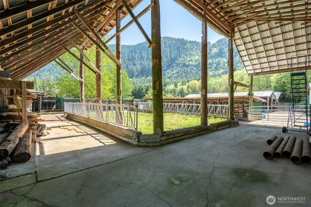 296 Dodge Road Morton, WA 98356