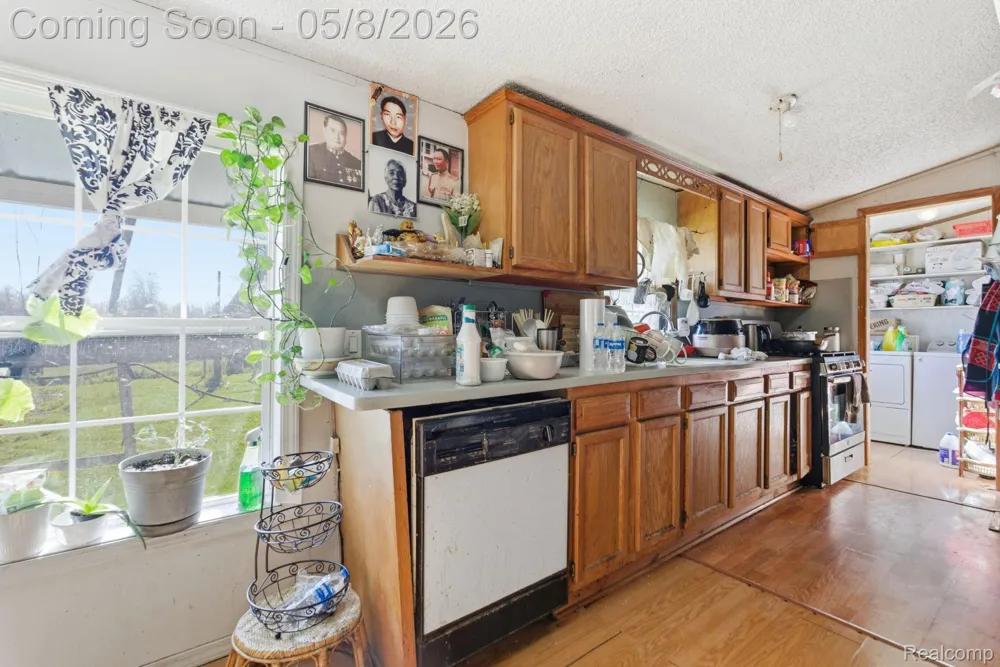 2905 S Plain Road Wells Township, MI 48723