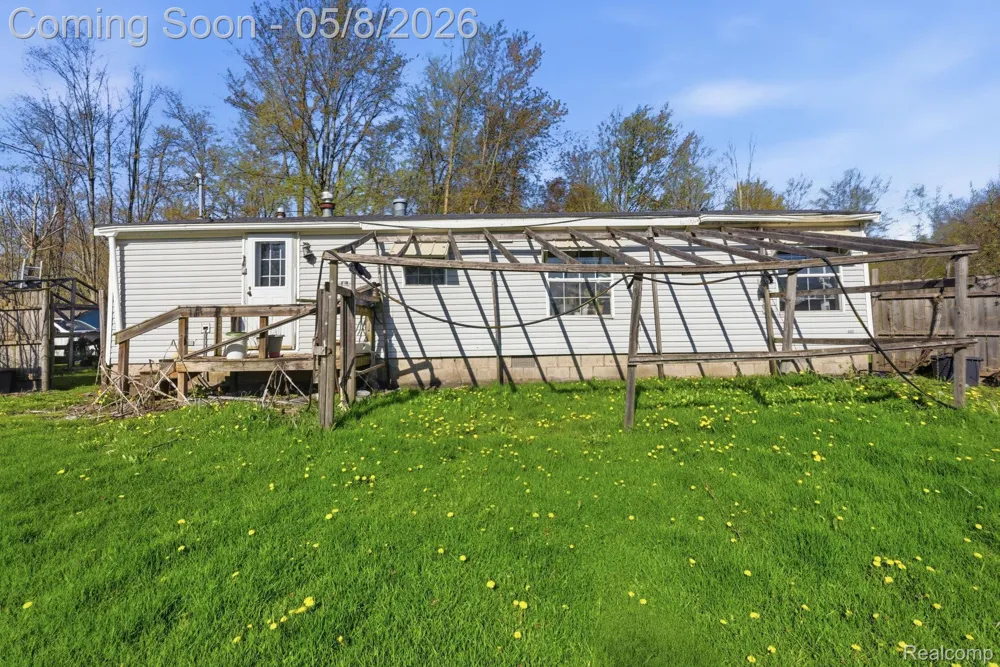2905 S Plain Road Wells Township, MI 48723