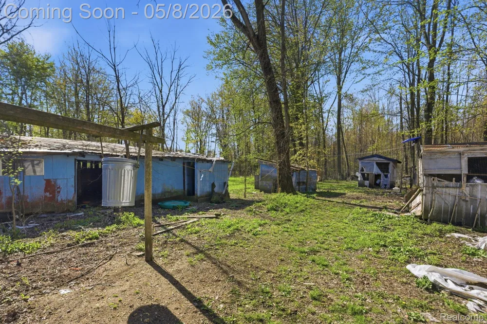 2905 S Plain Road Wells Township, MI 48723