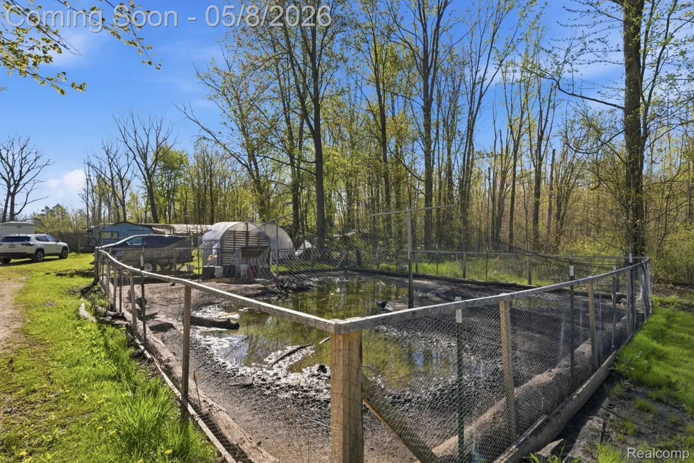 2905 S Plain Road Wells Township, MI 48723