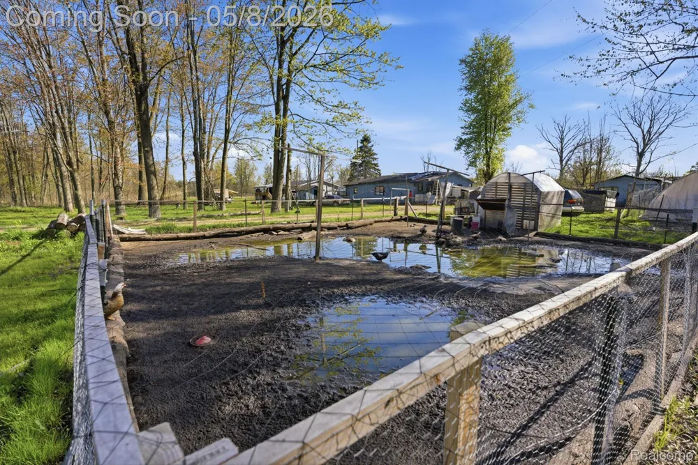 2905 S Plain Road Wells Township, MI 48723