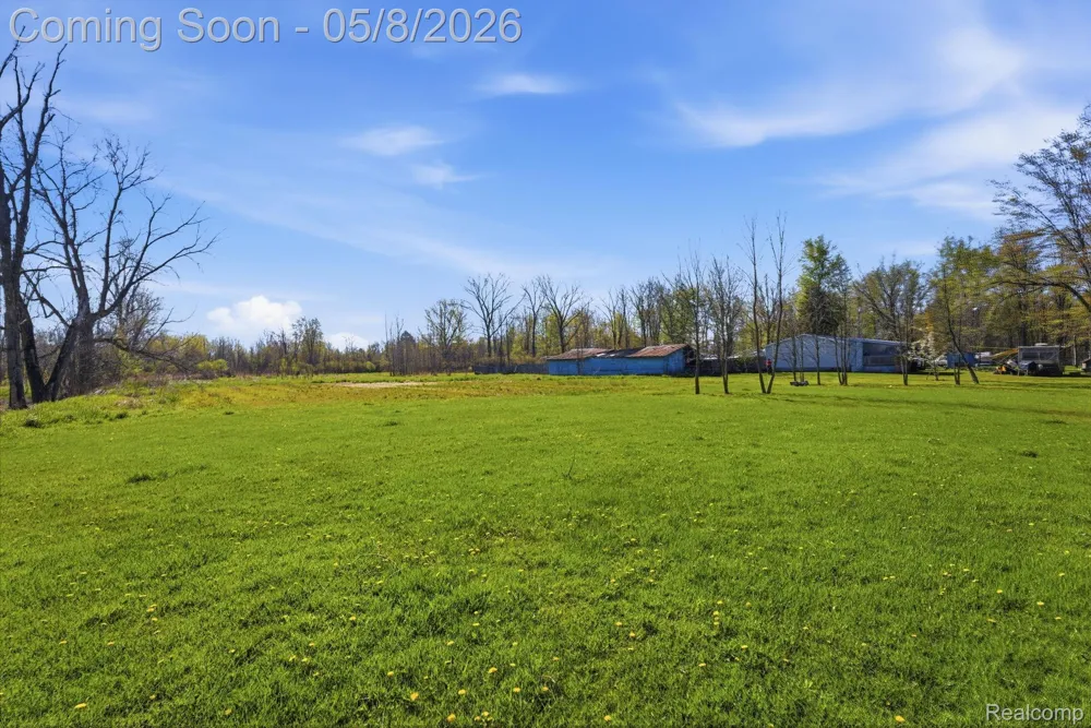 2905 S Plain Road Wells Township, MI 48723
