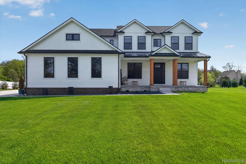 27598 Green Valley Drive Lyon Charter Township, MI 48165