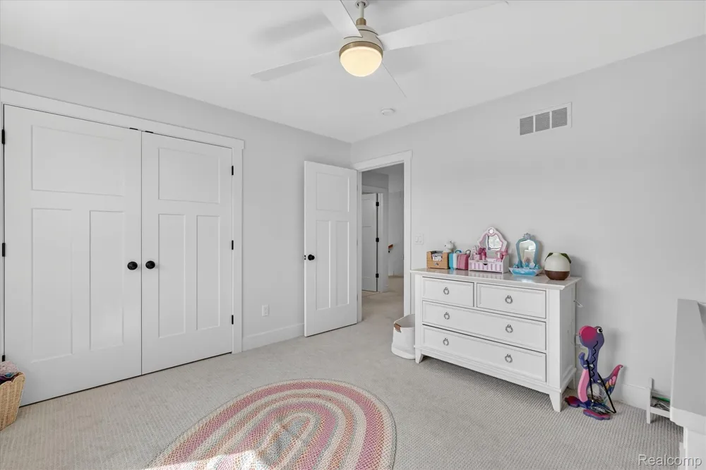 27598 Green Valley Drive Lyon Charter Township, MI 48165
