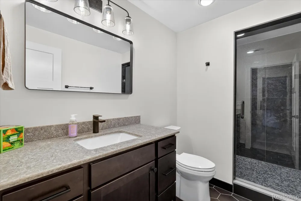 27598 Green Valley Drive Lyon Charter Township, MI 48165