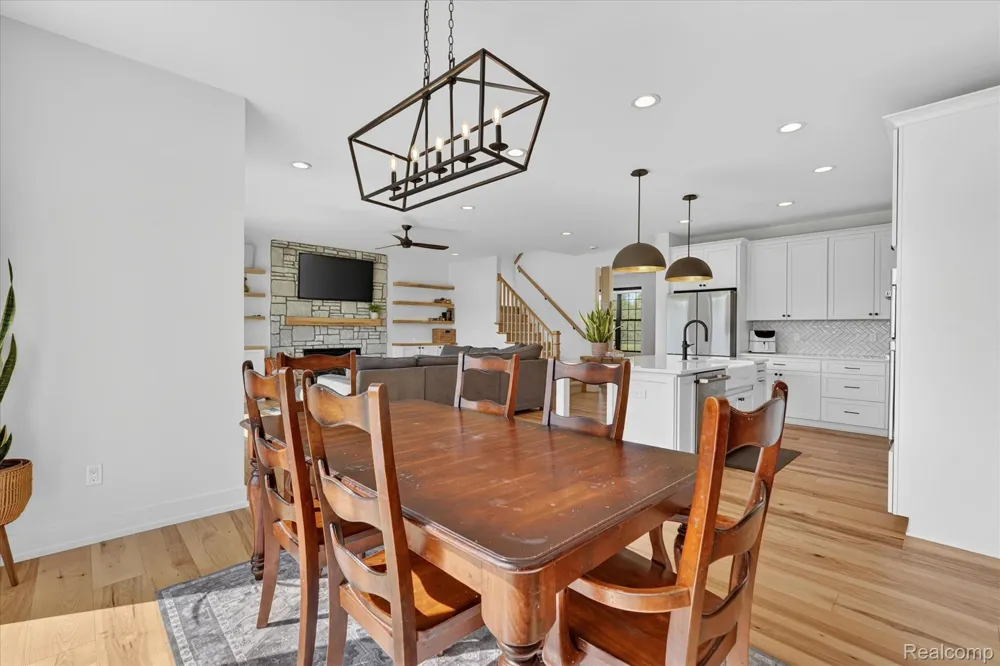 27598 Green Valley Drive Lyon Charter Township, MI 48165