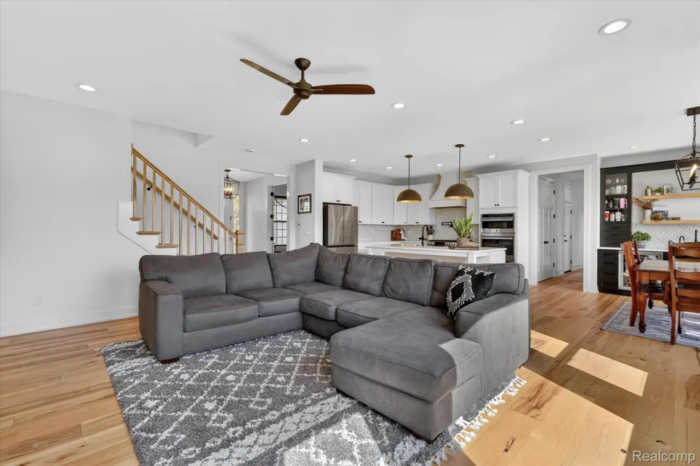 27598 Green Valley Drive Lyon Charter Township, MI 48165