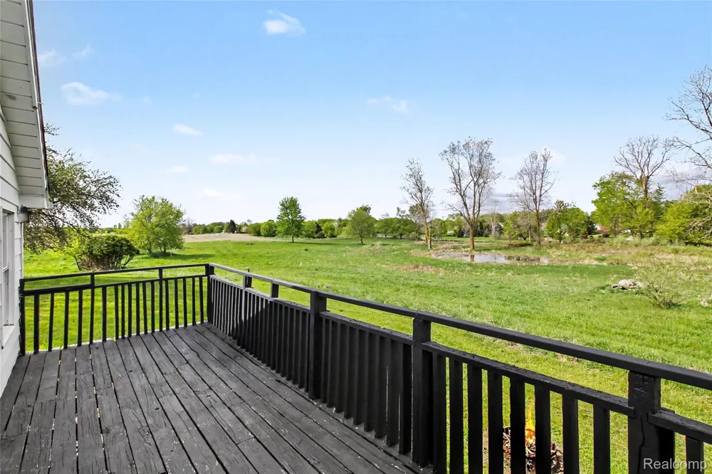 9433 E Lovejoy Road Conway Township, MI 48872